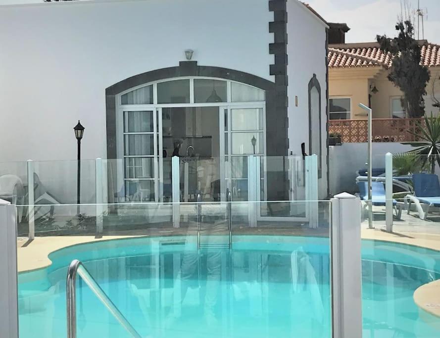 Lovely Villa - Pool Front, Private Roof Terrace, Wifi Fiber Optic Corralejo Exteriér fotografie